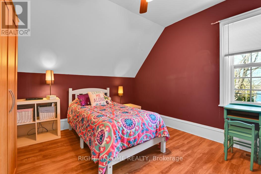 2115 River Road