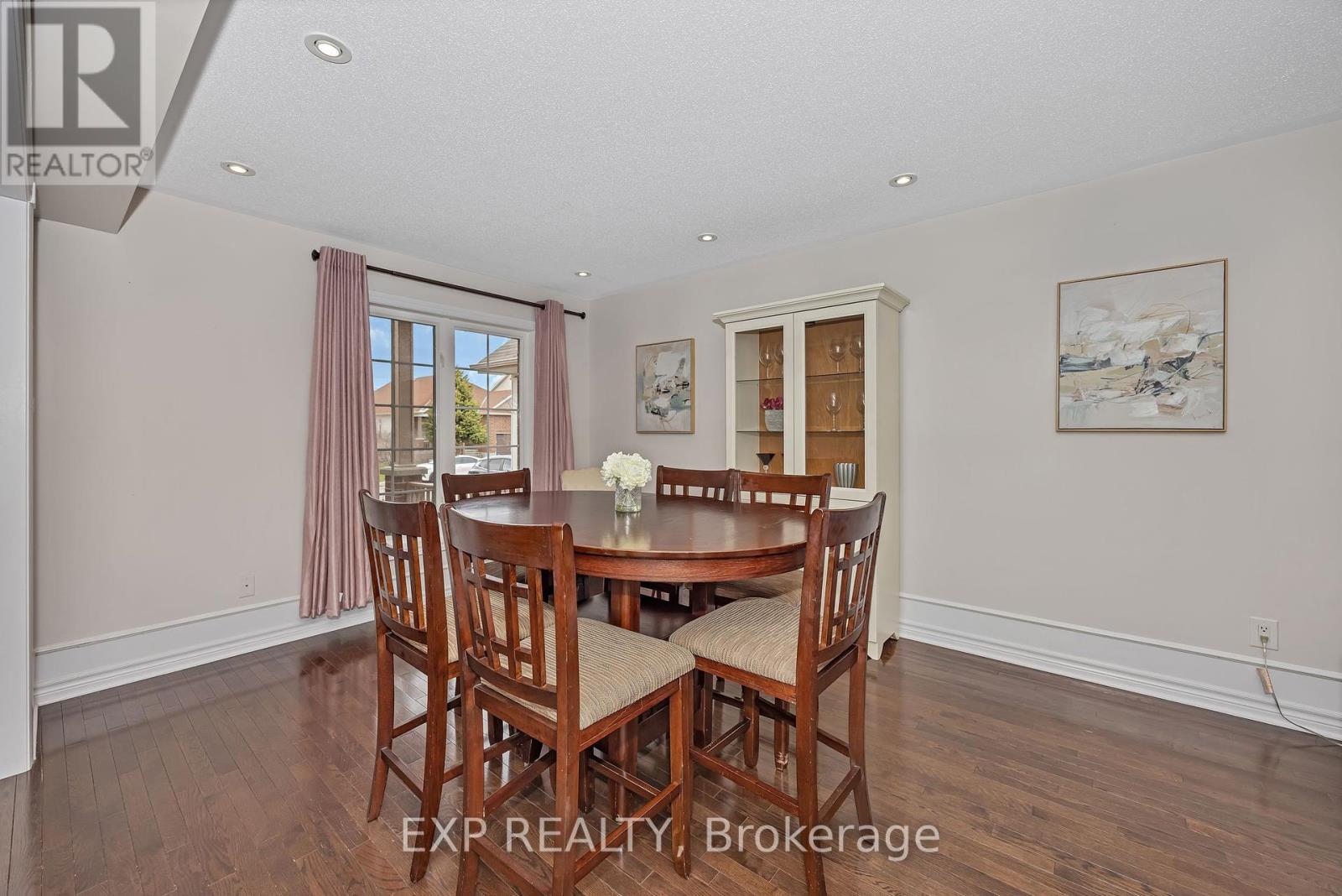 574 Dusty Miller Crescent