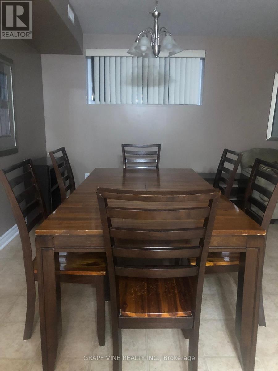 35 Cloverloft Court