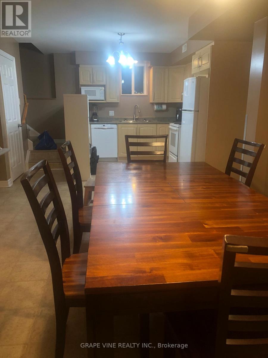 35 Cloverloft Court