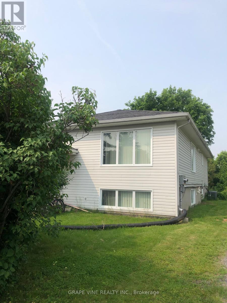 35 Cloverloft Court