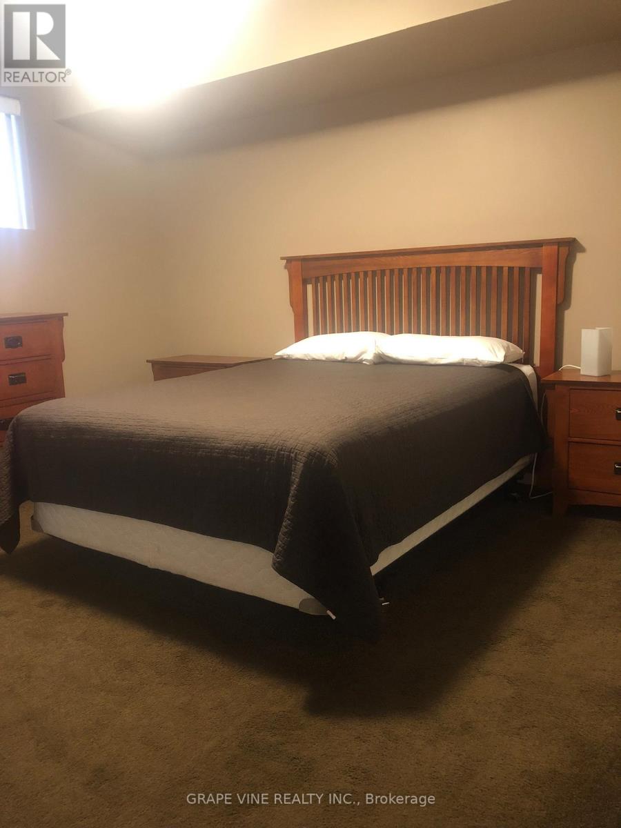 35 Cloverloft Court