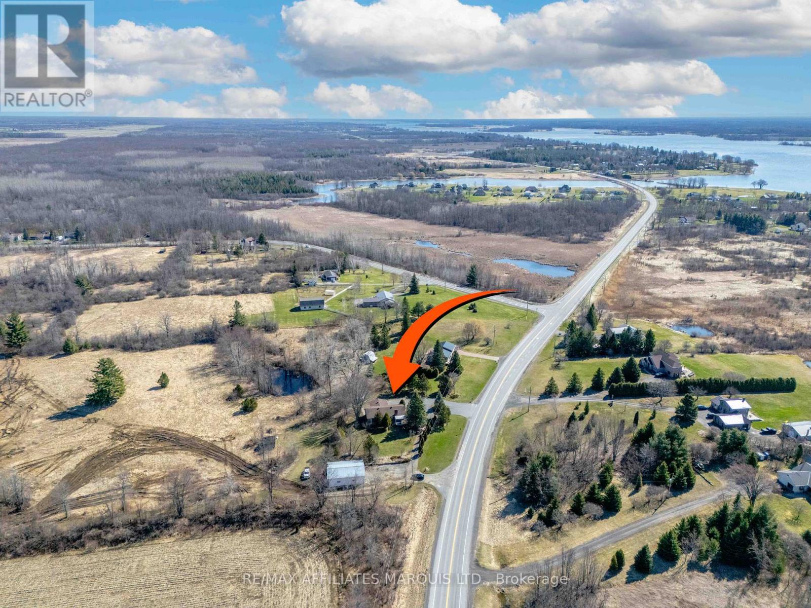 10984 County Rd 2 Road