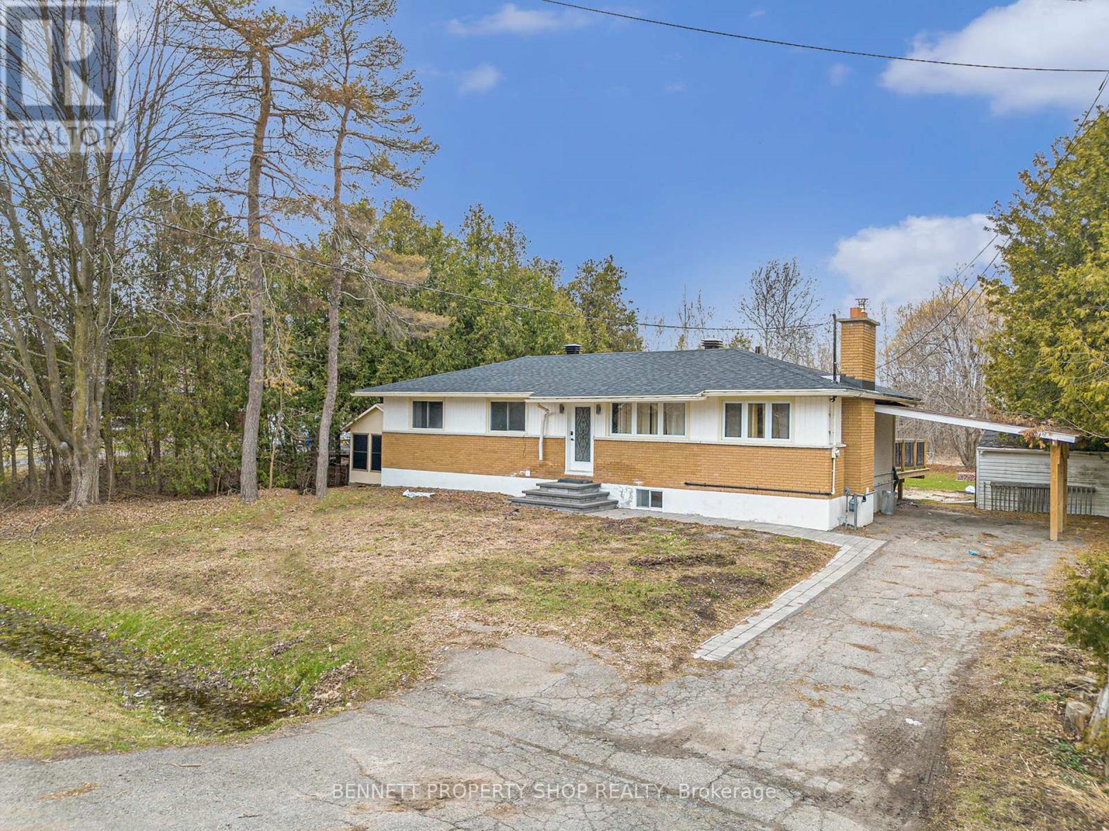 6723 Cedar Acres Drive