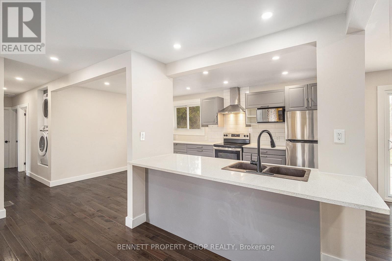 6723 Cedar Acres Drive
