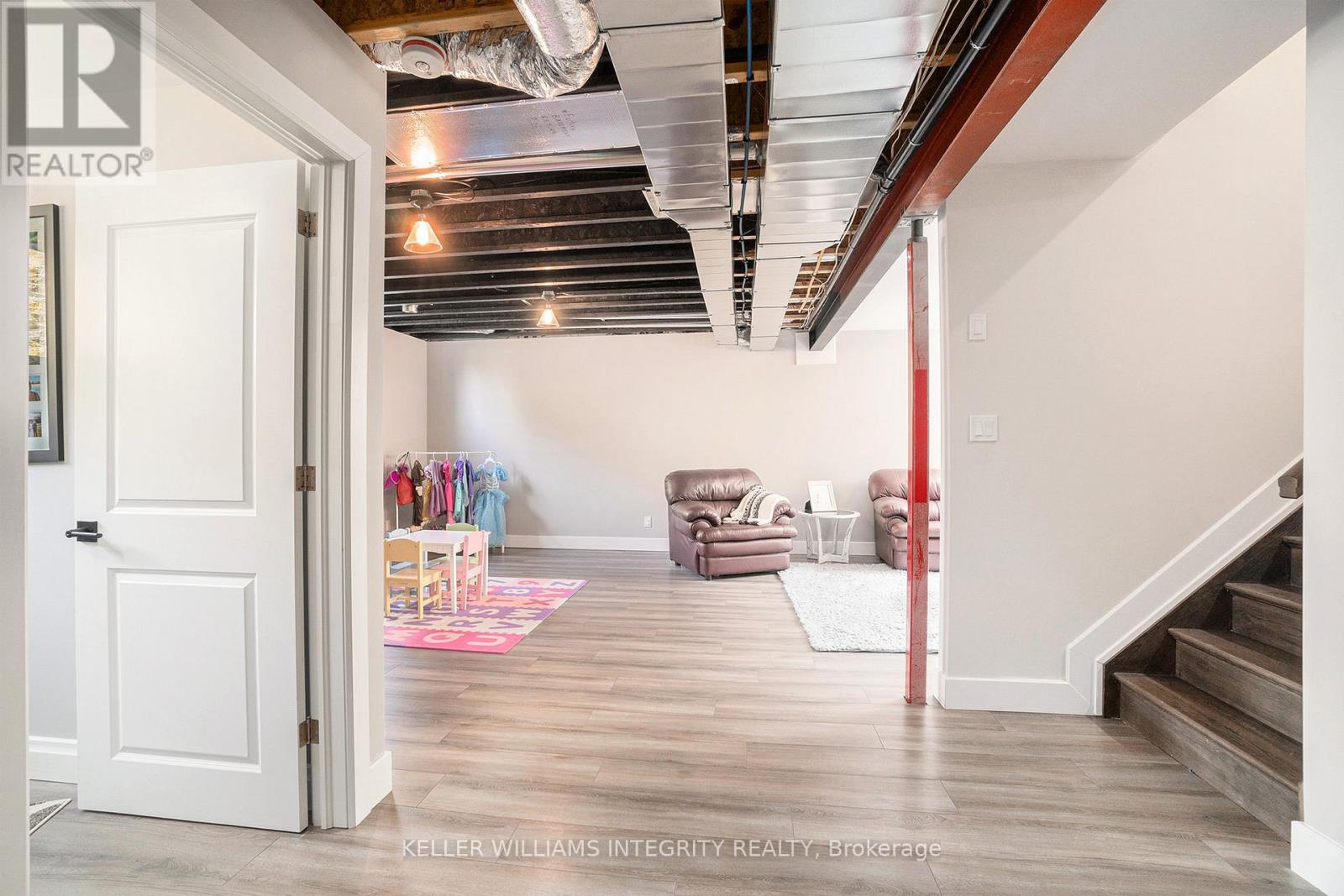 922 Leslie Crain Drive