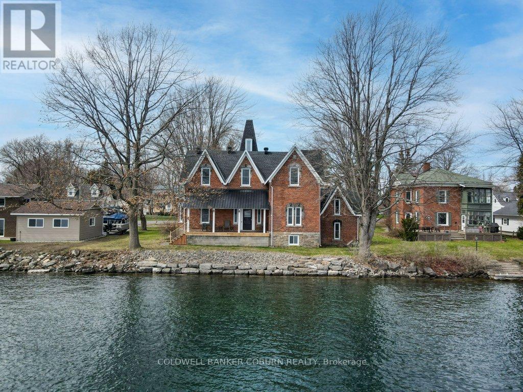 81 Lakeshore Drive