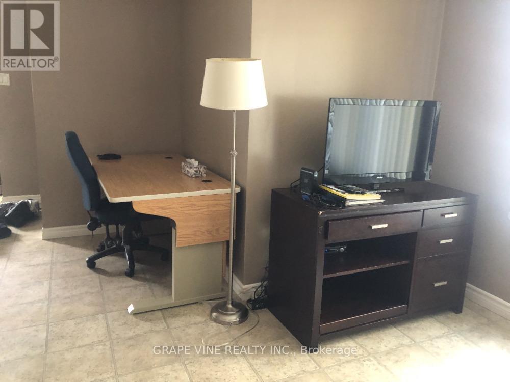 37 Cloverloft Court
