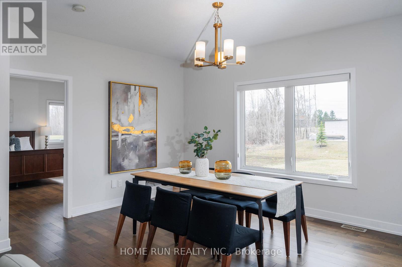 212 Summerview Terrace