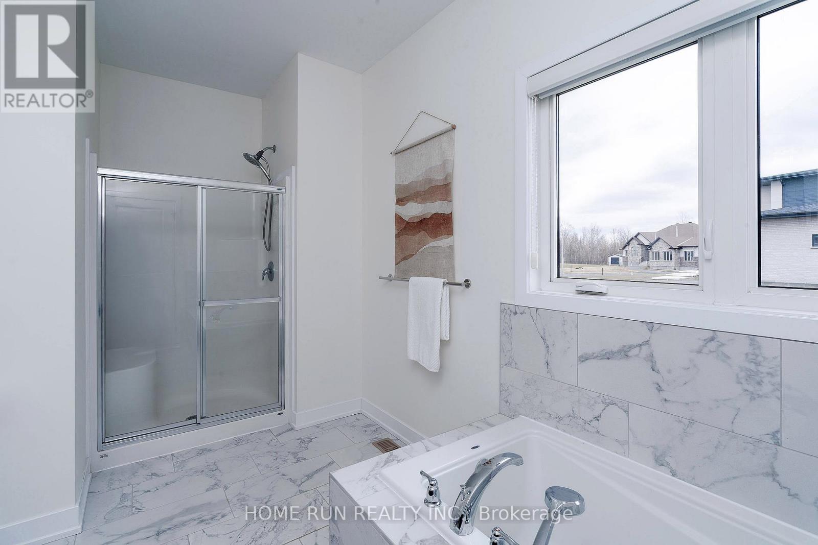 212 Summerview Terrace