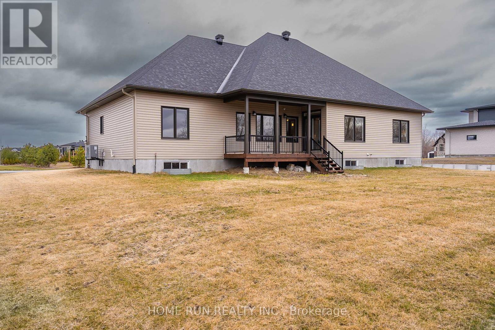 212 Summerview Terrace