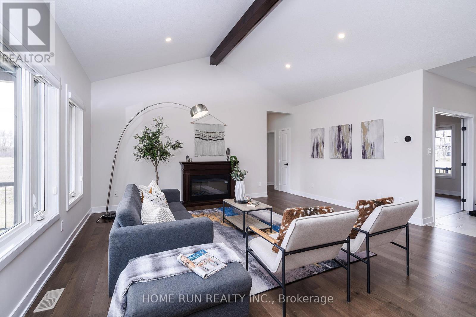 212 Summerview Terrace