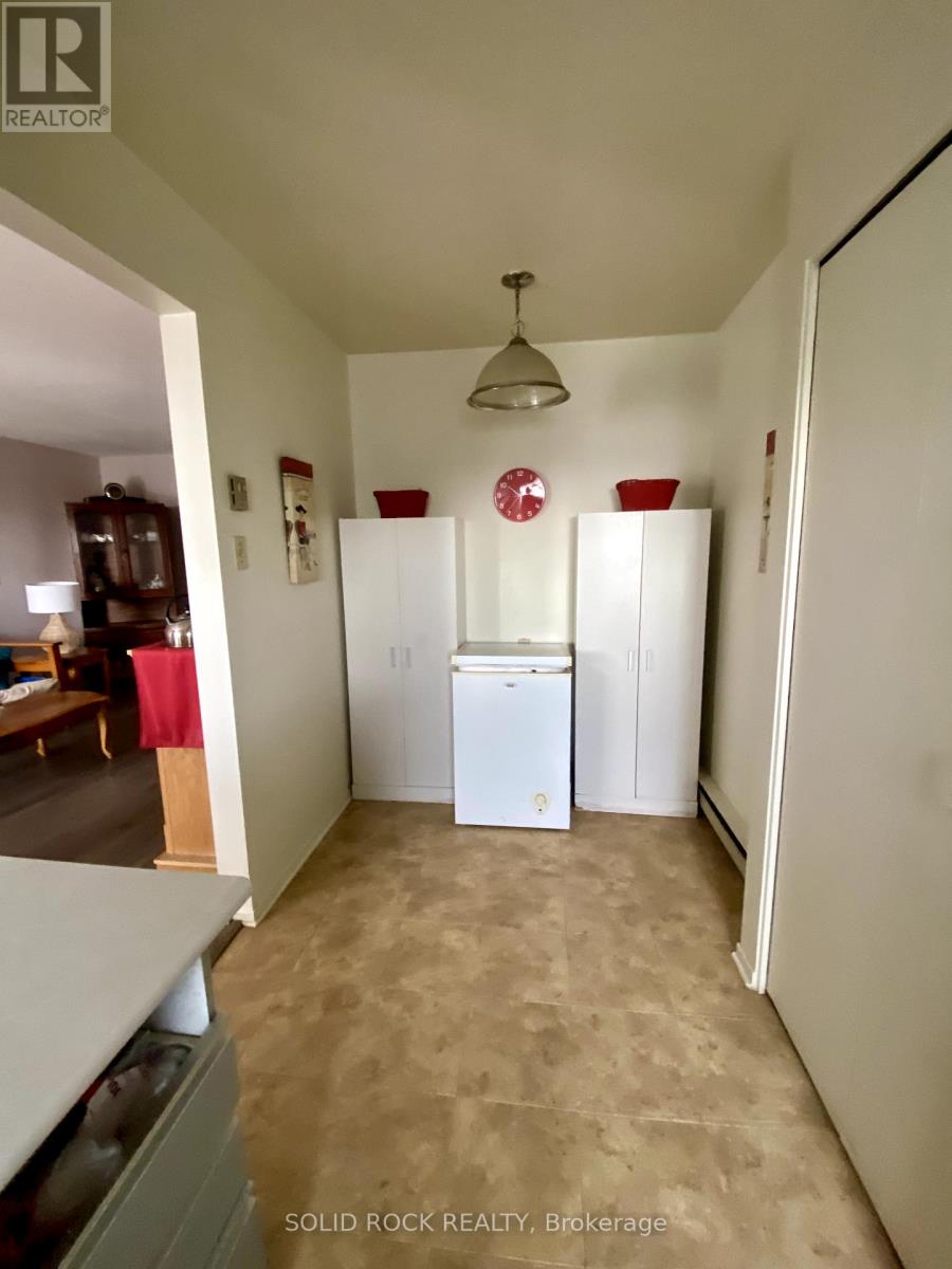 403 - 250 Brittany Drive