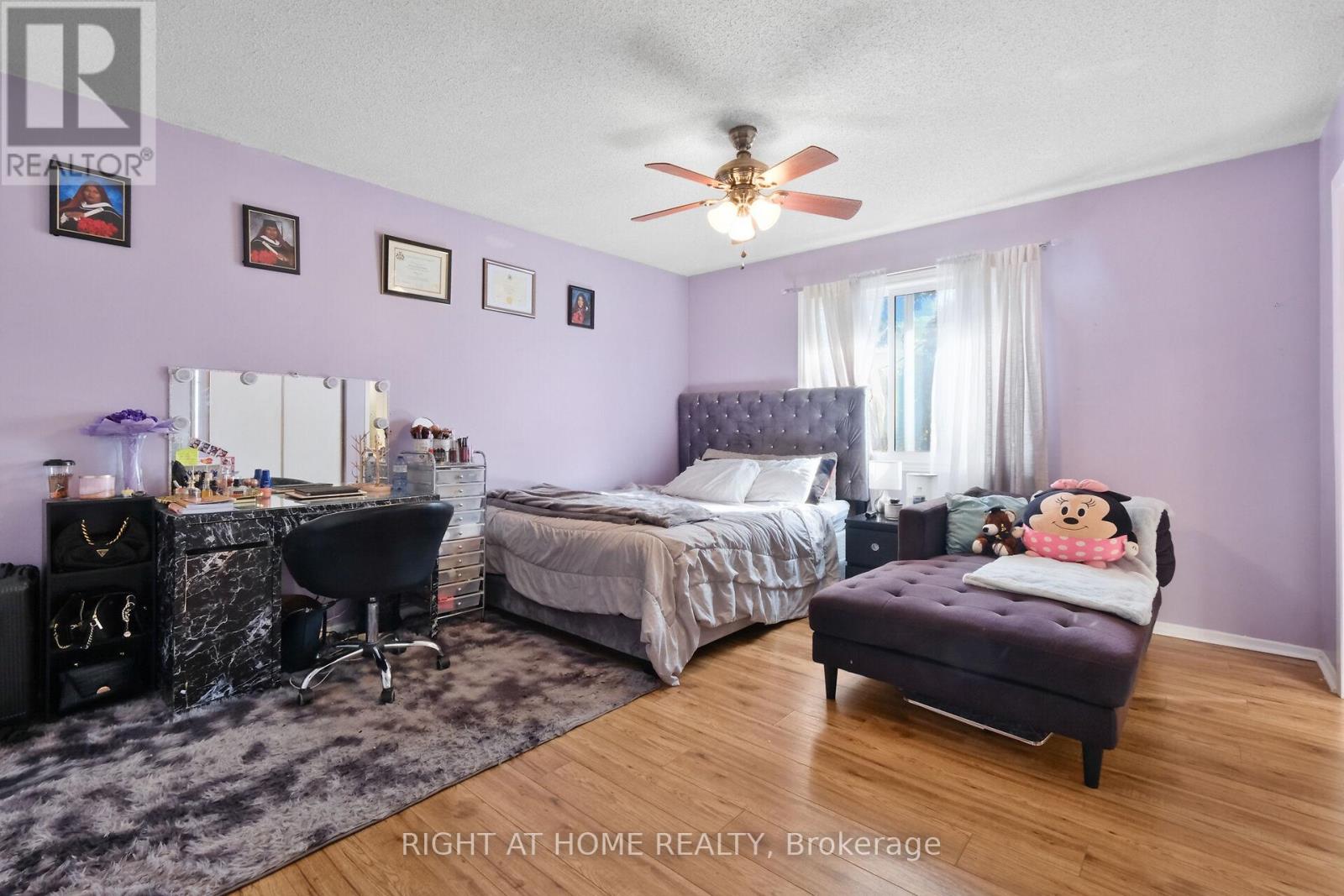 6104 Vineyard Drive