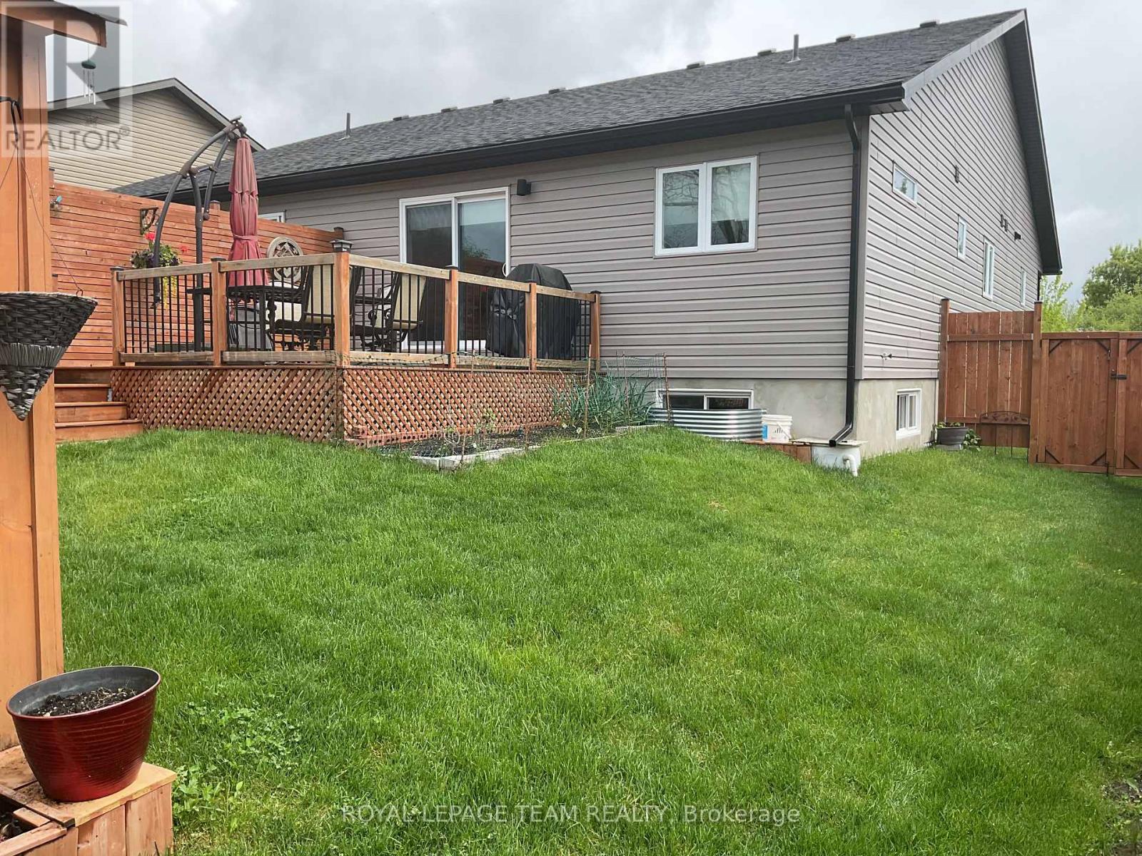 301 Napier Court