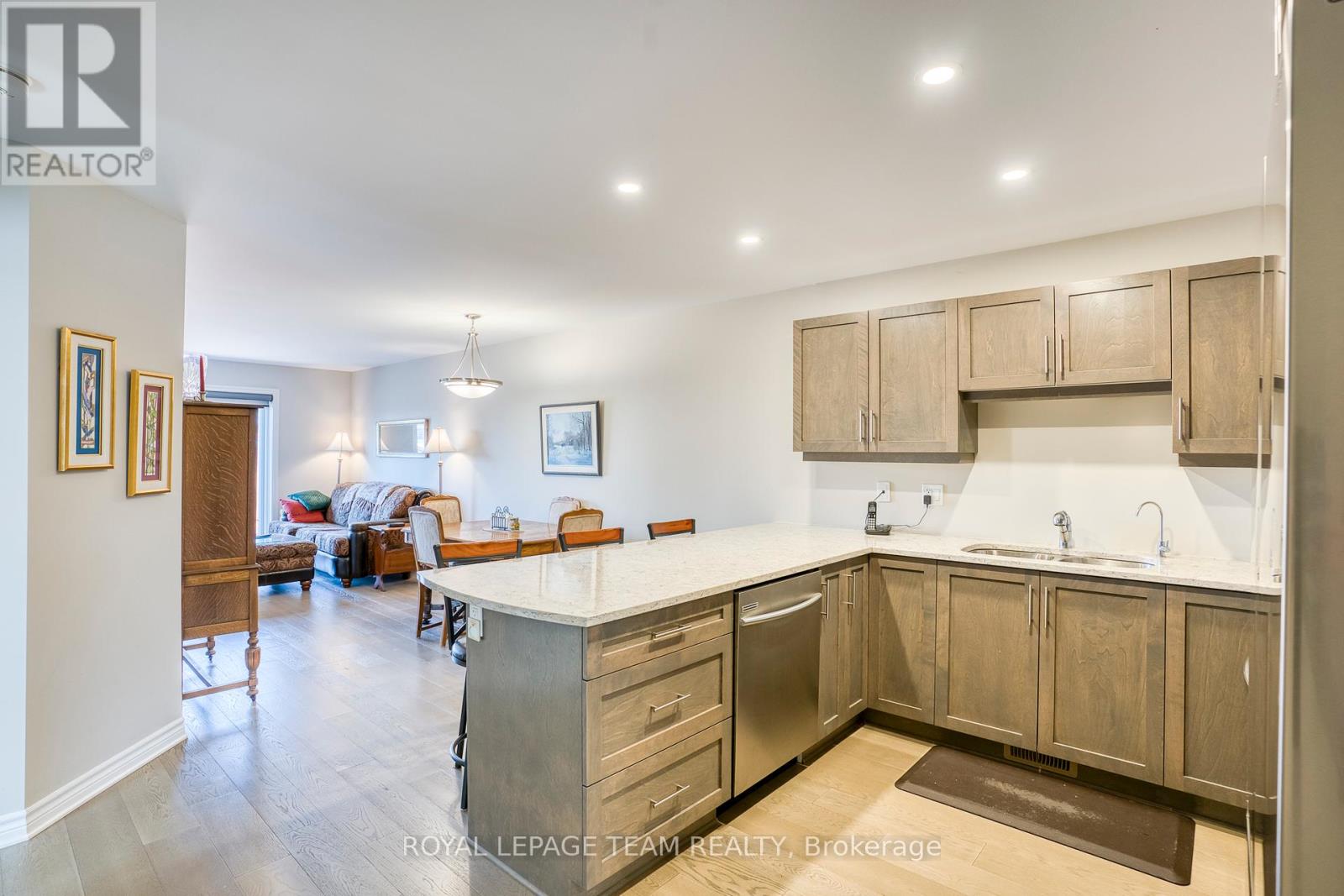 301 Napier Court Nw