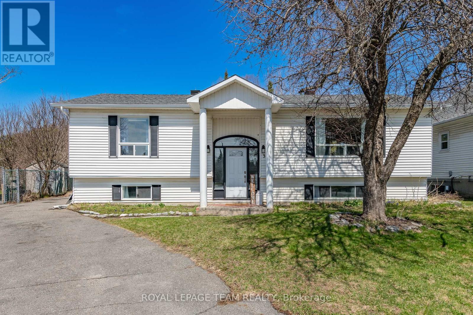 34 Poole Creek Crescent