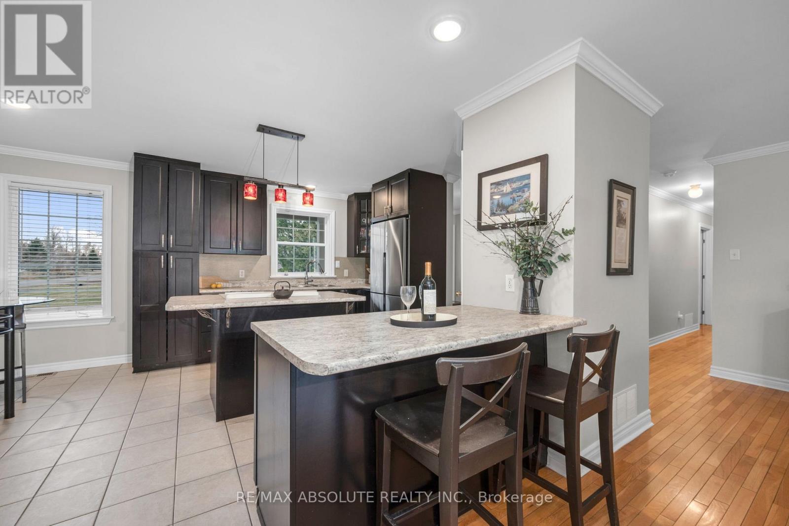 1601 Shauna Crescent