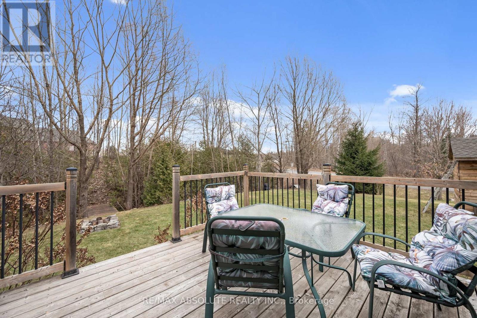 1601 Shauna Crescent