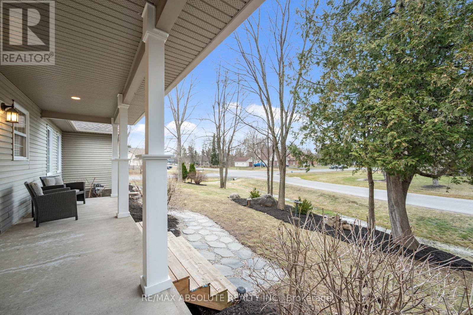 1601 Shauna Crescent