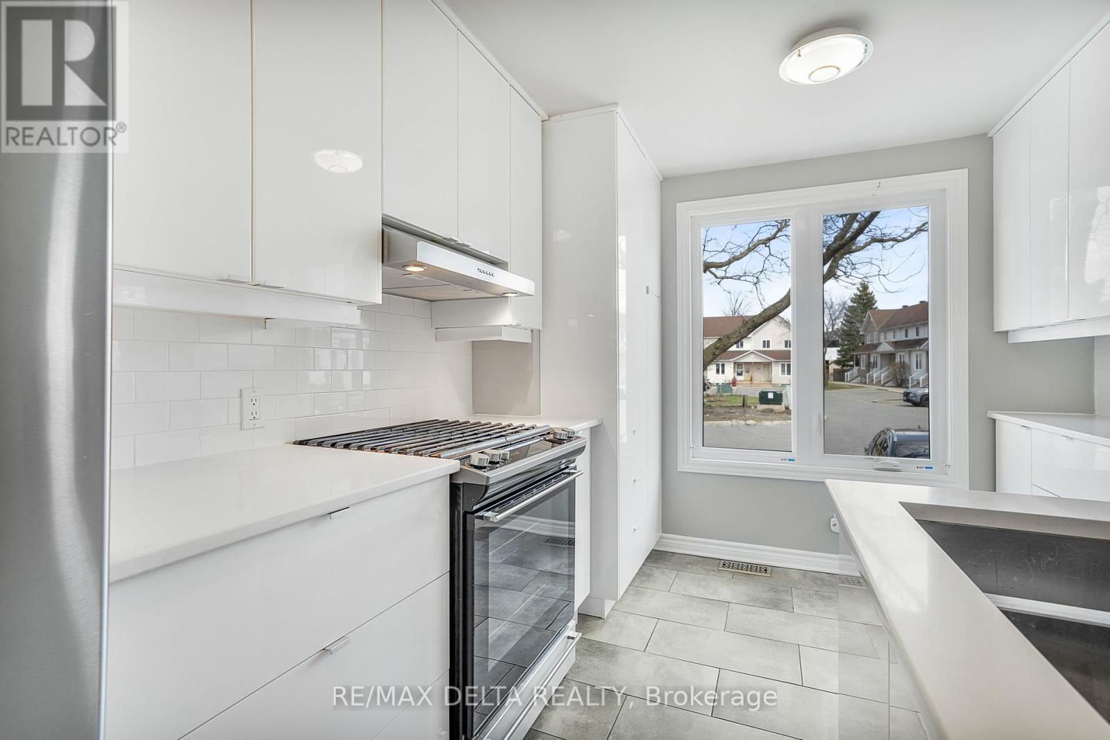 1822 Loranger Court