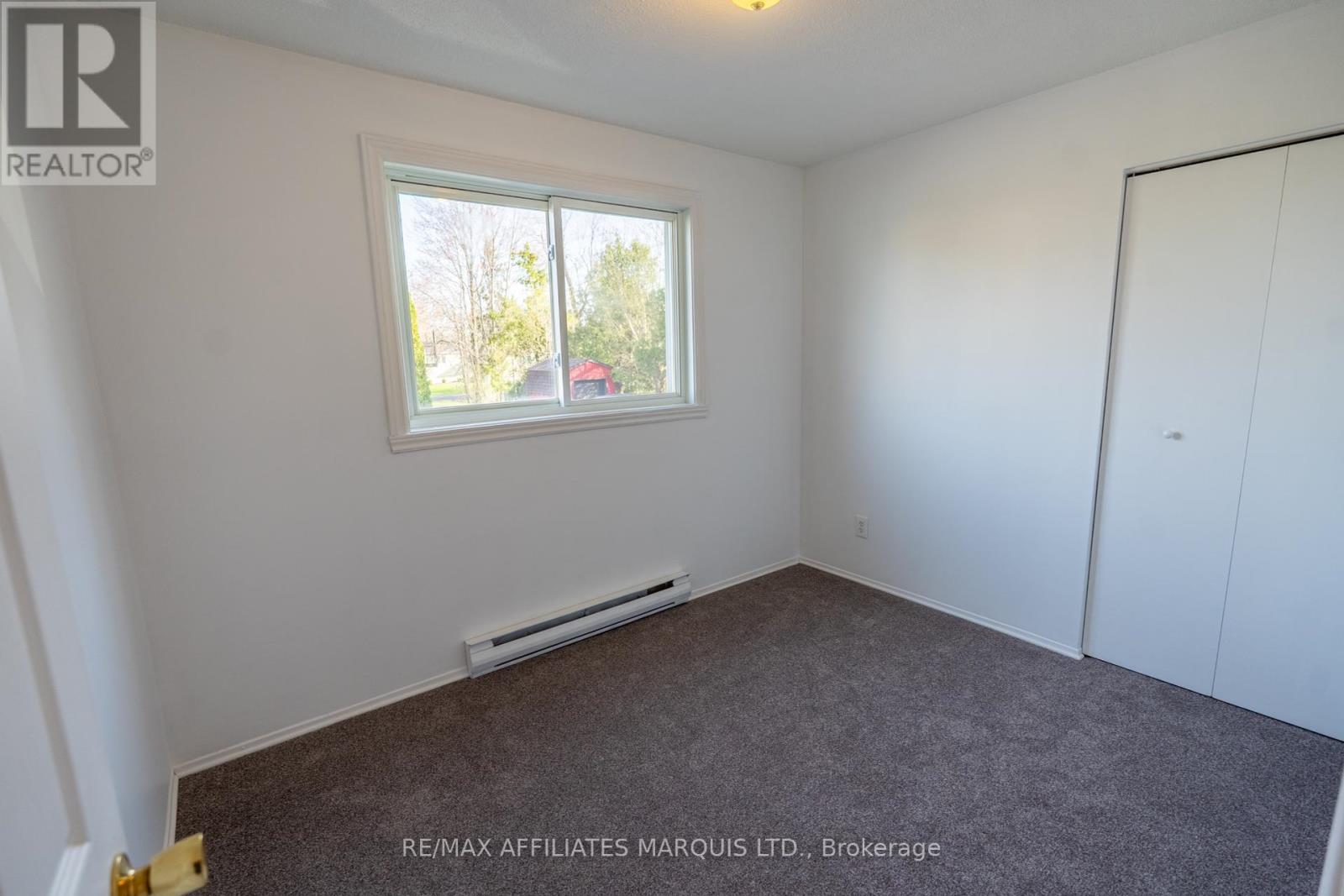 5 - 120 Military Road N