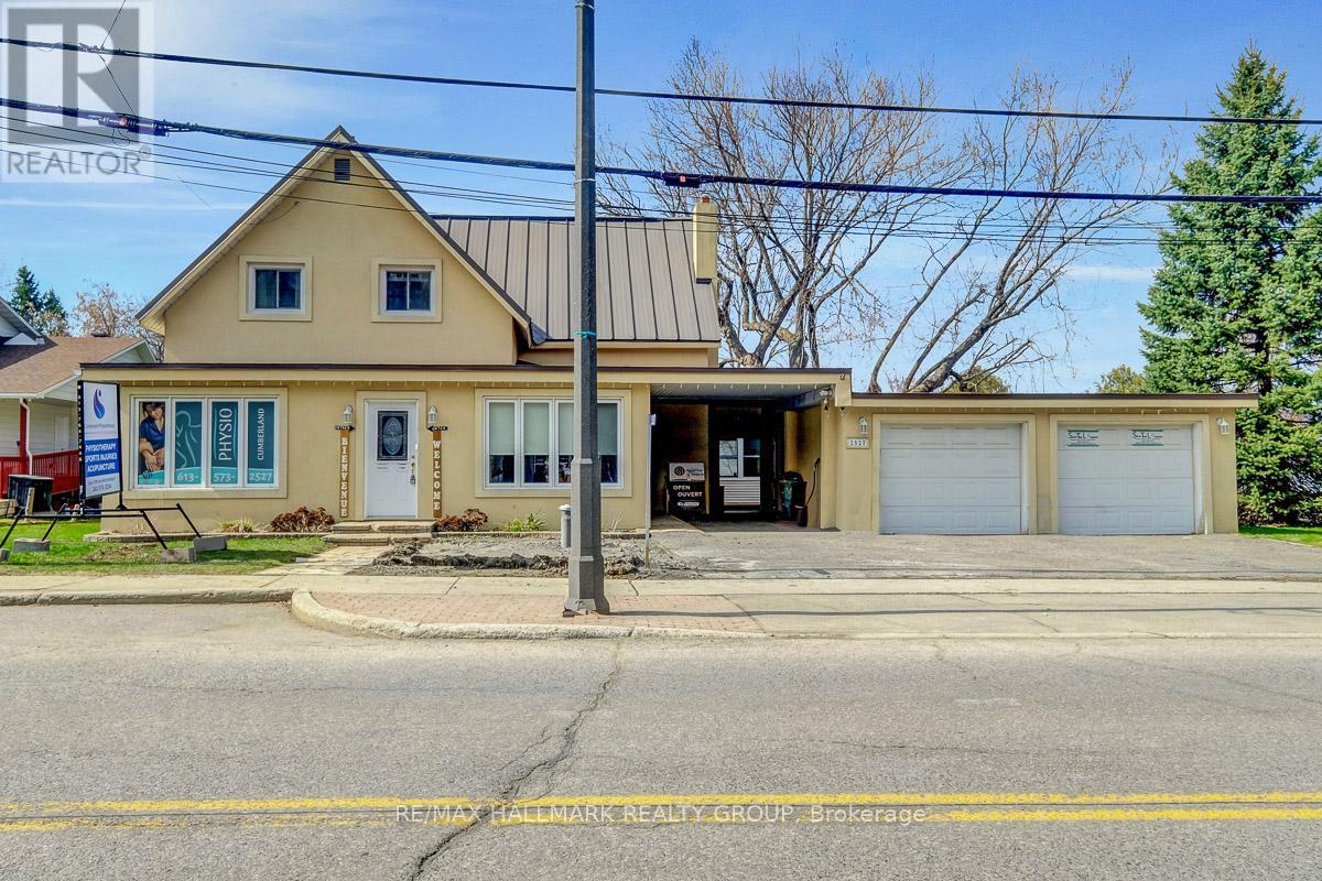 2527 Old Montreal Road