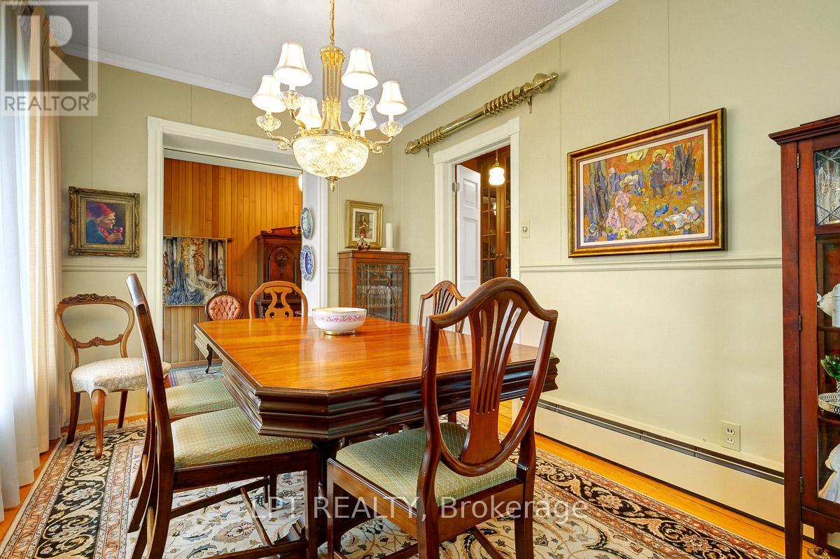169 Roger Road