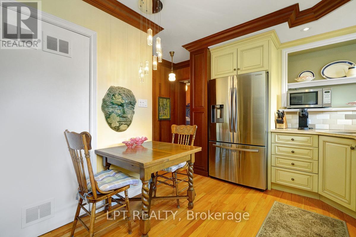 169 Roger Road