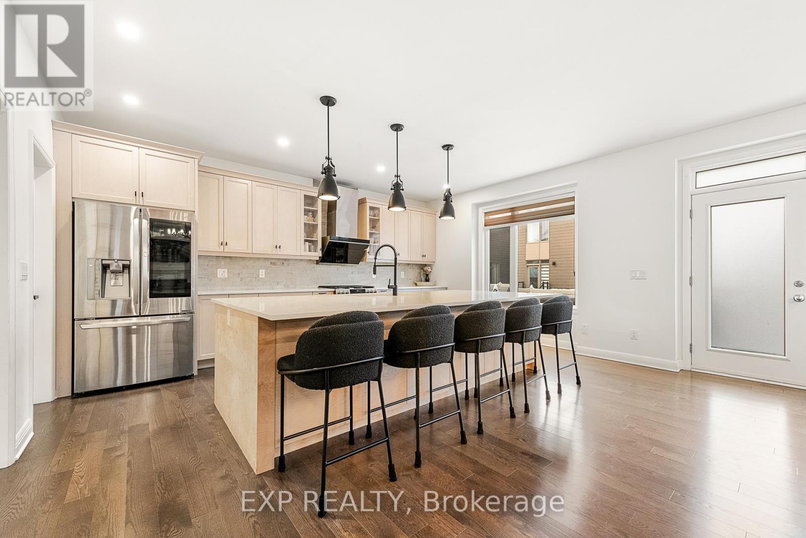204 Avro Circle