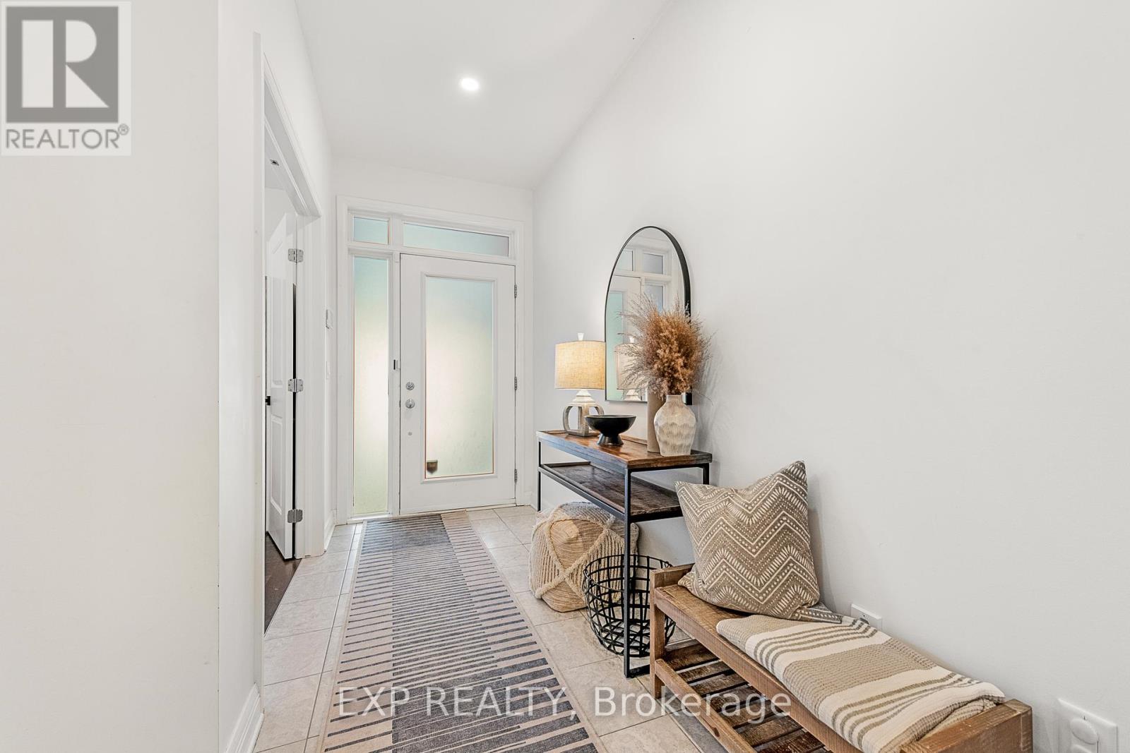 204 Avro Circle