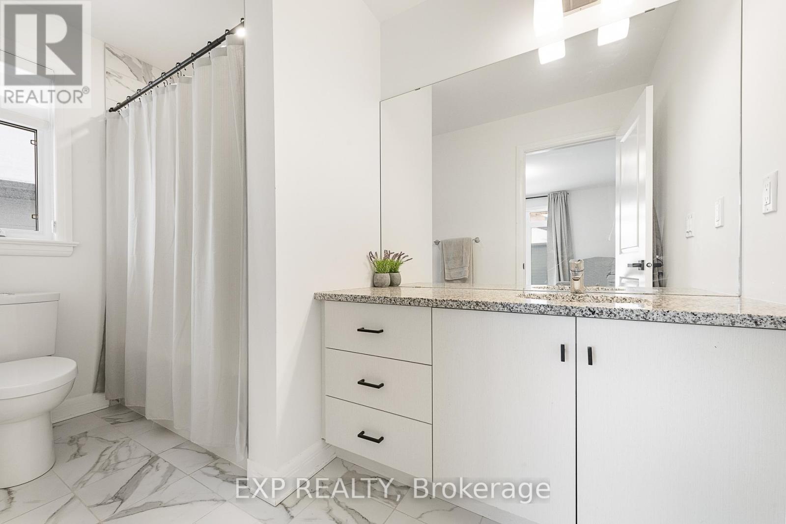 204 Avro Circle