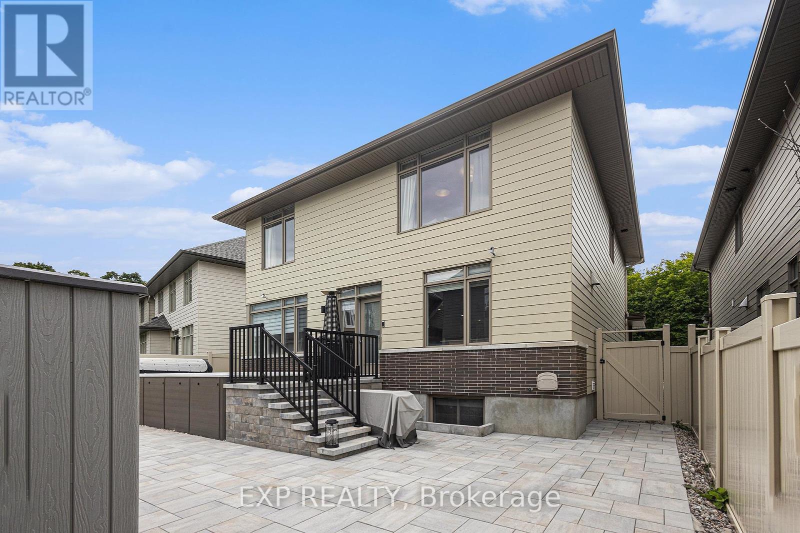 204 Avro Circle