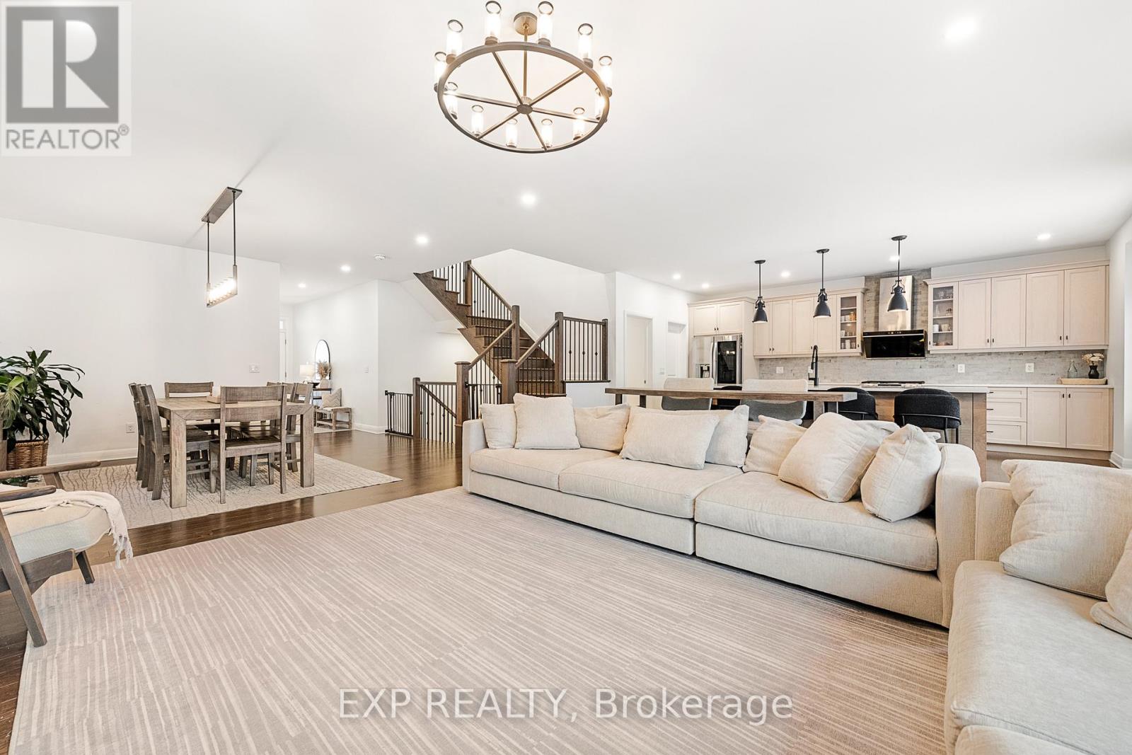 204 Avro Circle