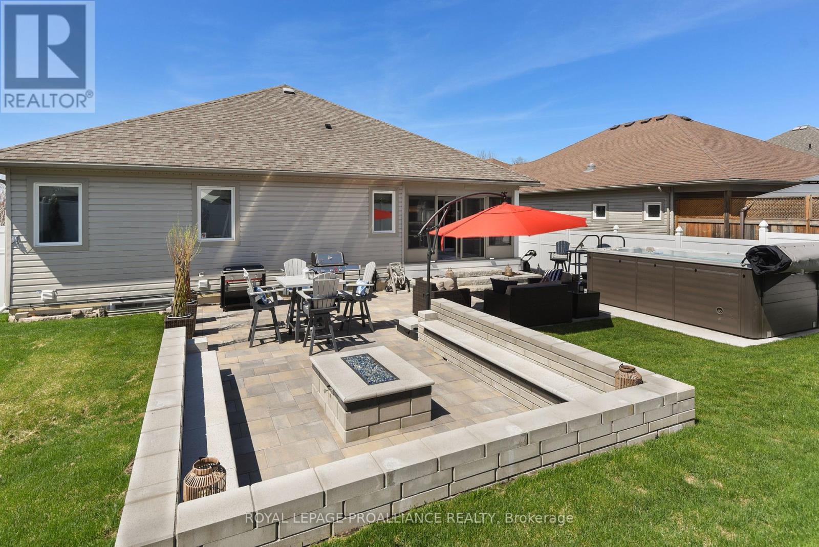 1047 Fitzsimmons Drive