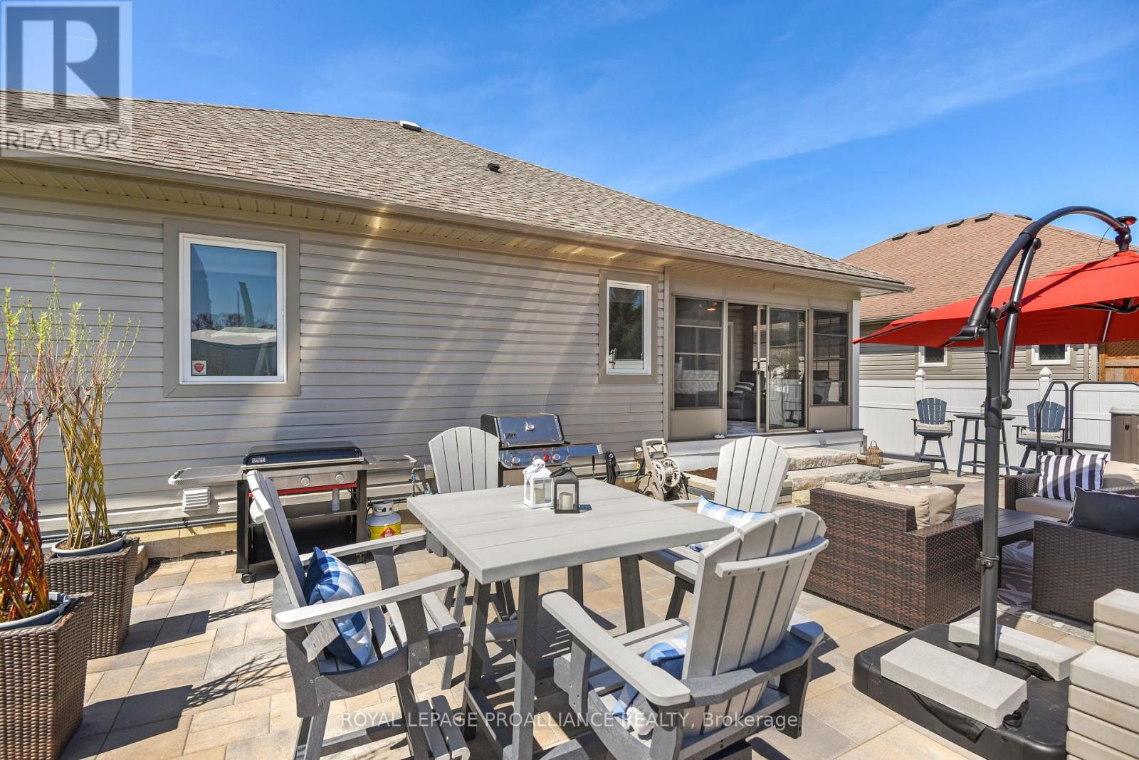 1047 Fitzsimmons Drive