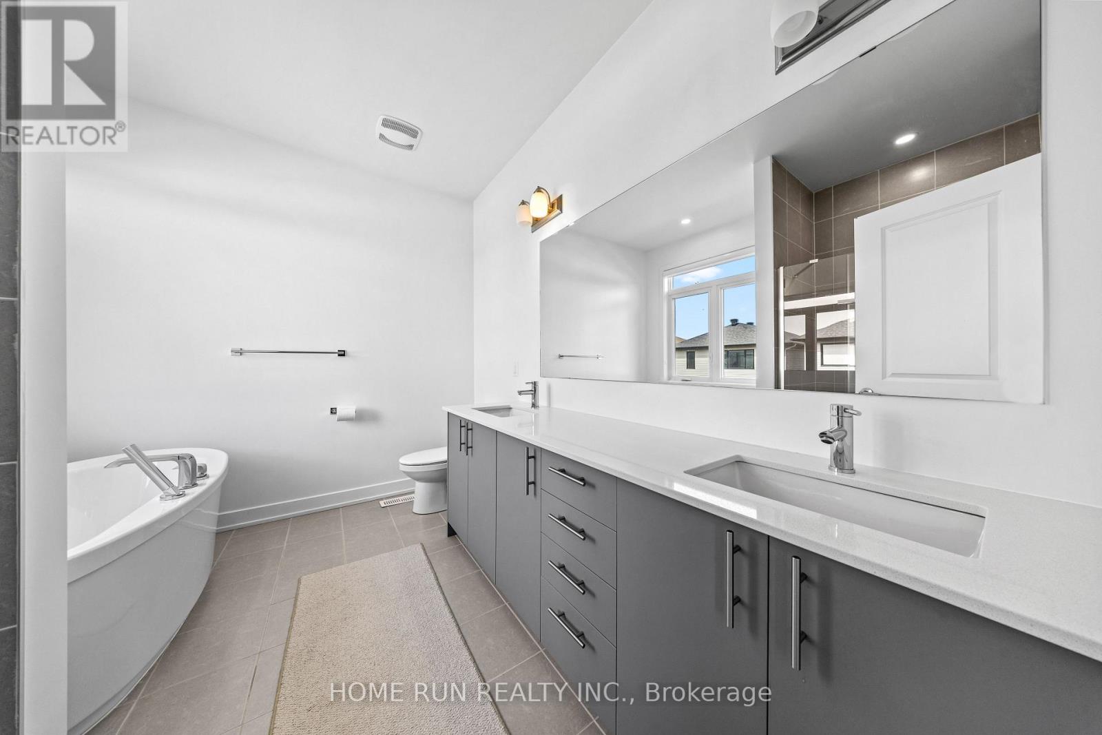 909 Beckton Heights