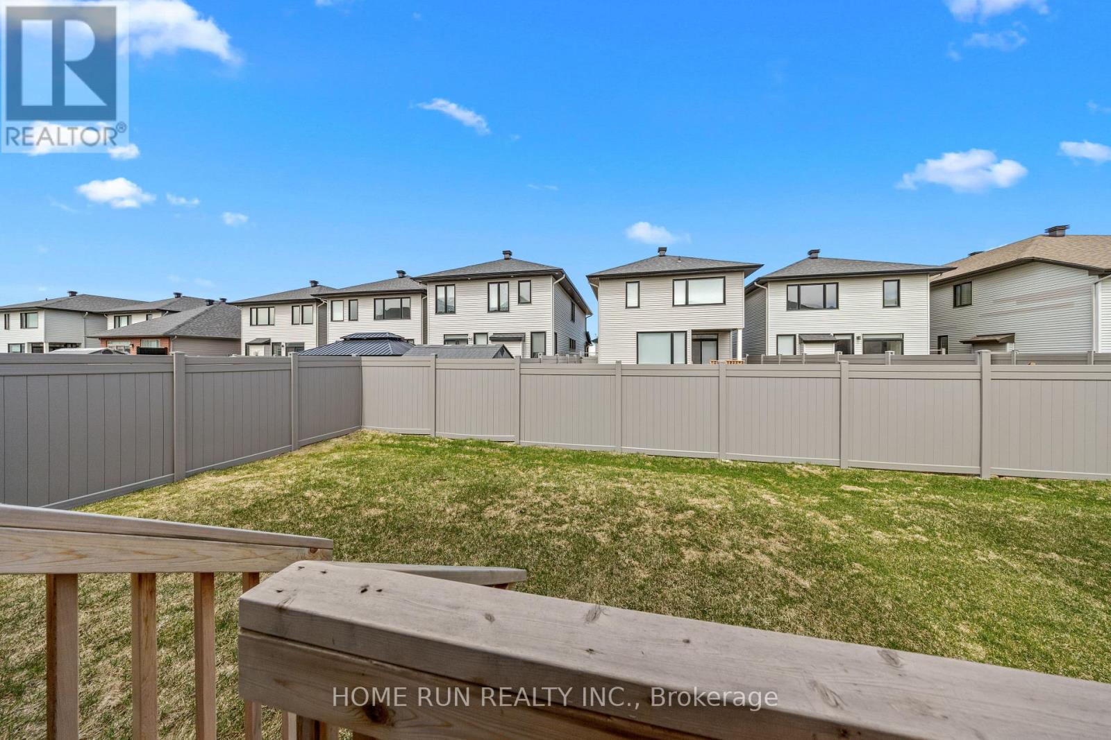 909 Beckton Heights