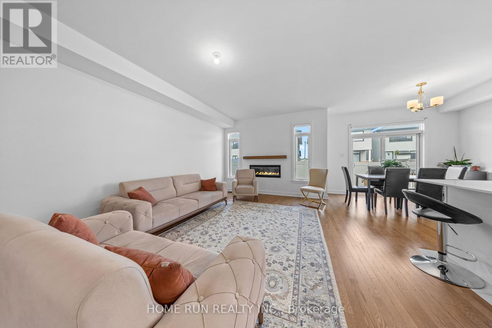 909 Beckton Heights
