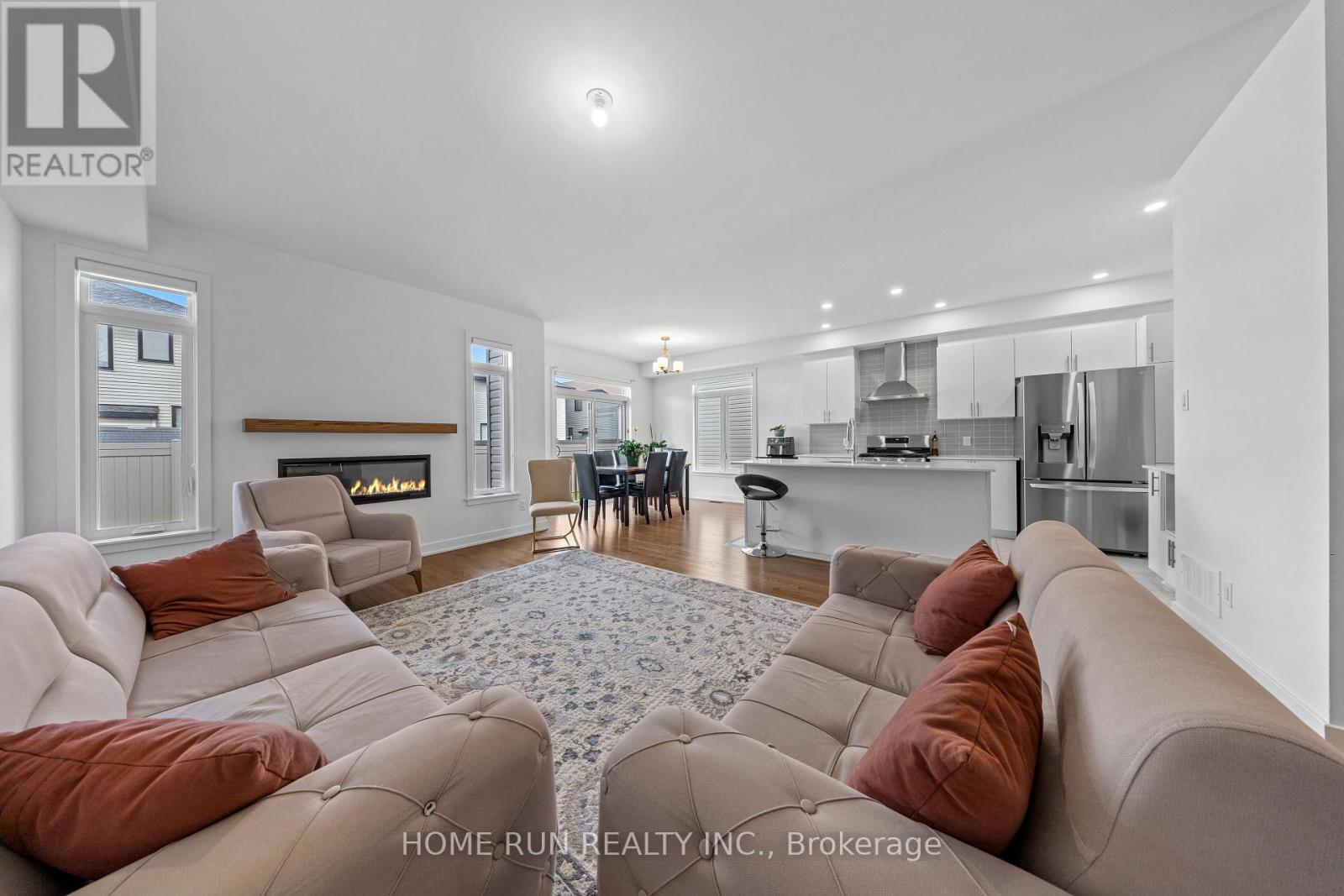 909 Beckton Heights