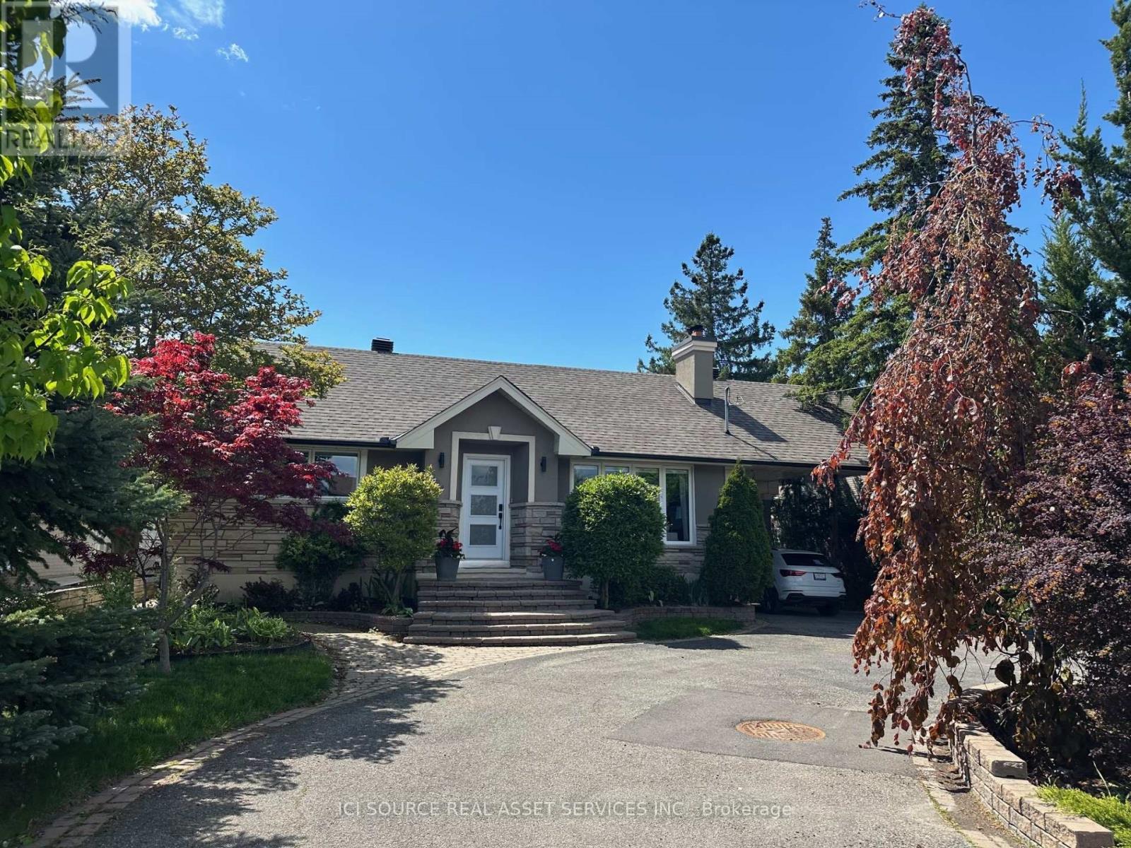 1534 Prince Of Wales Drive