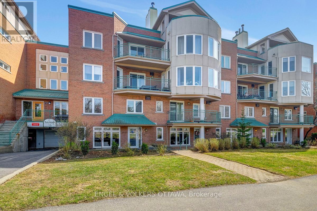 105a - 62 Donald Street