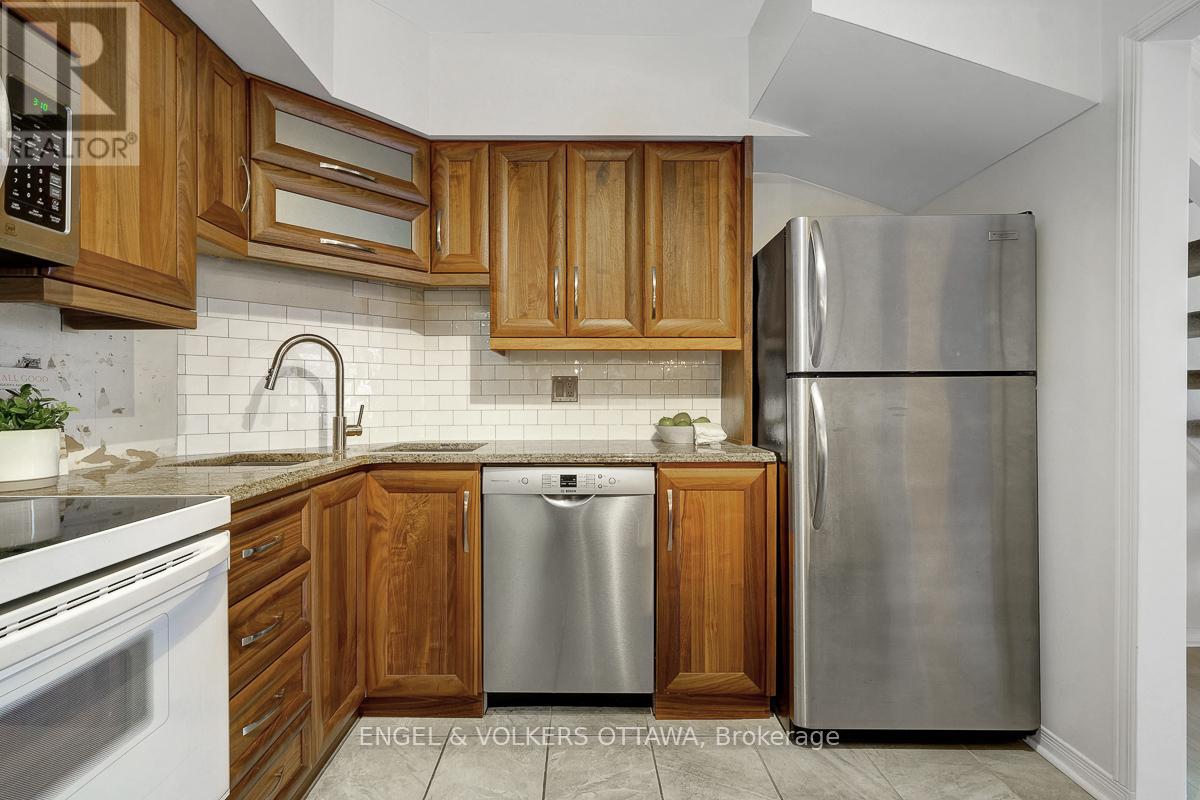 105a - 62 Donald Street