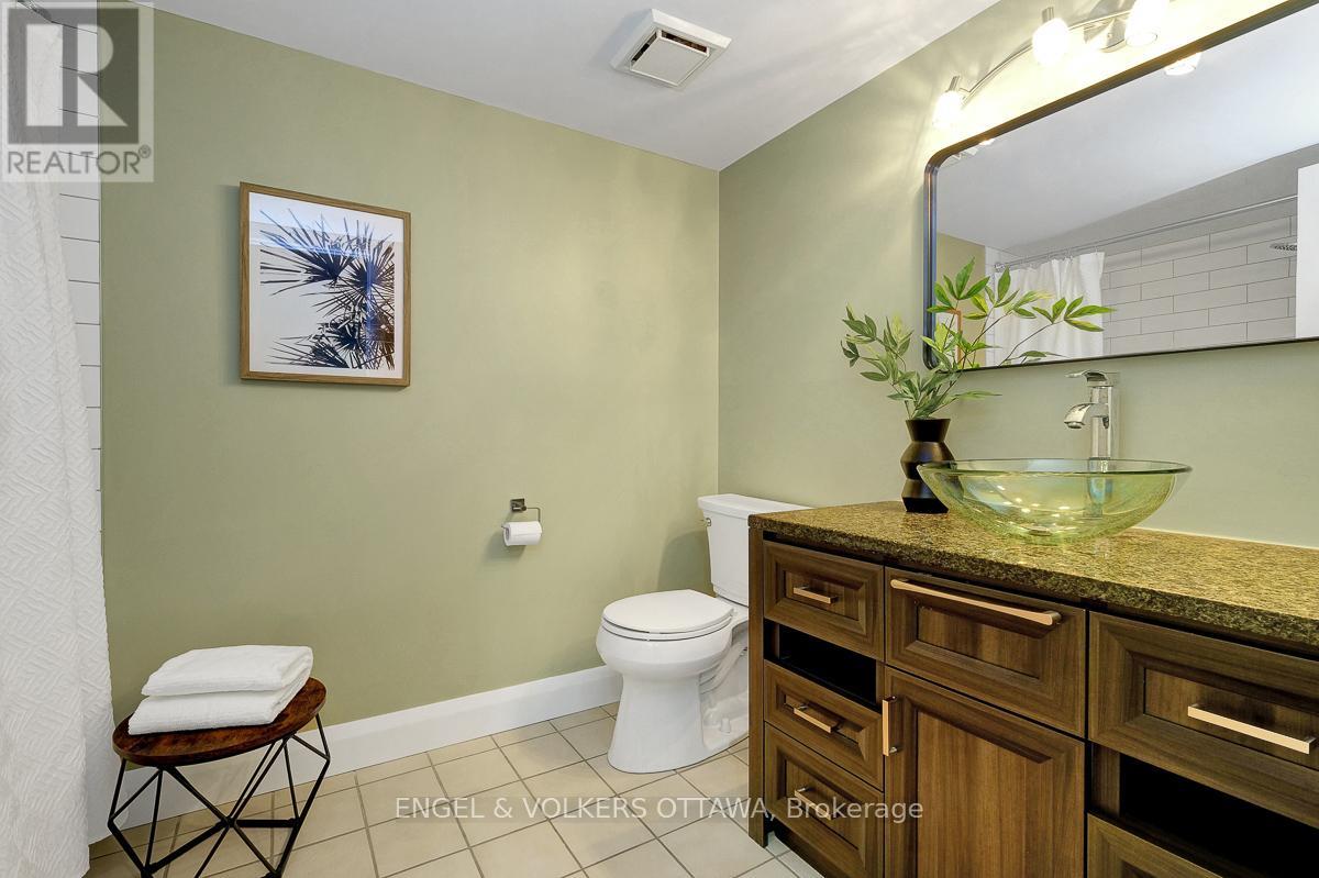 105a - 62 Donald Street