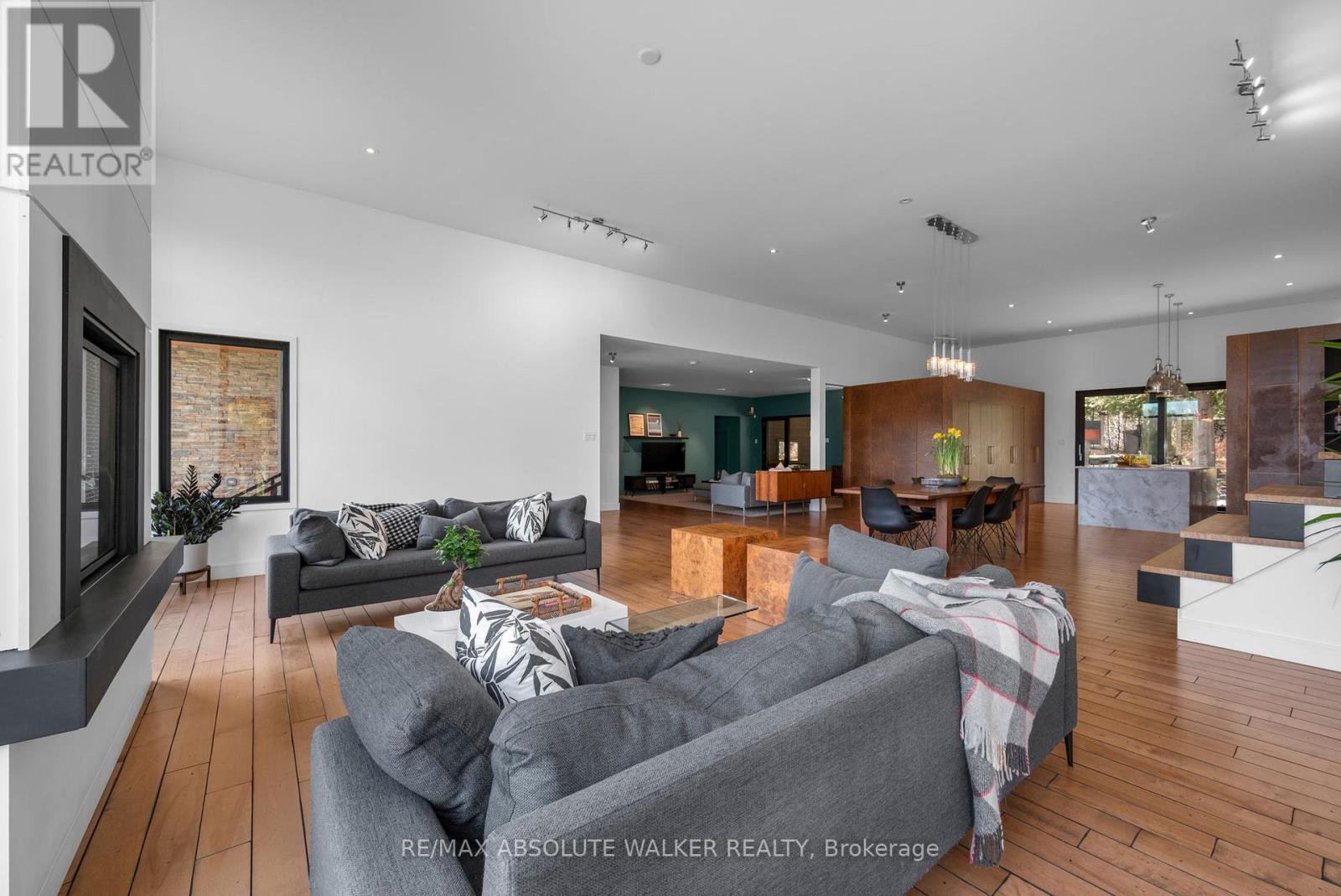 19421 Kenyon Concession 1 Road