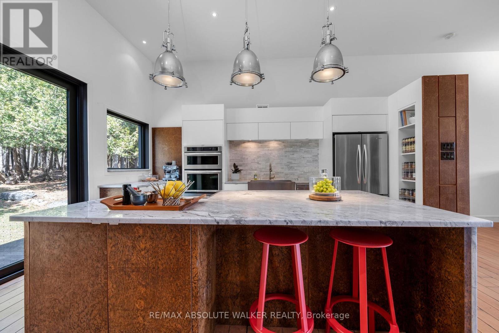 19421 Kenyon Concession 1 Road