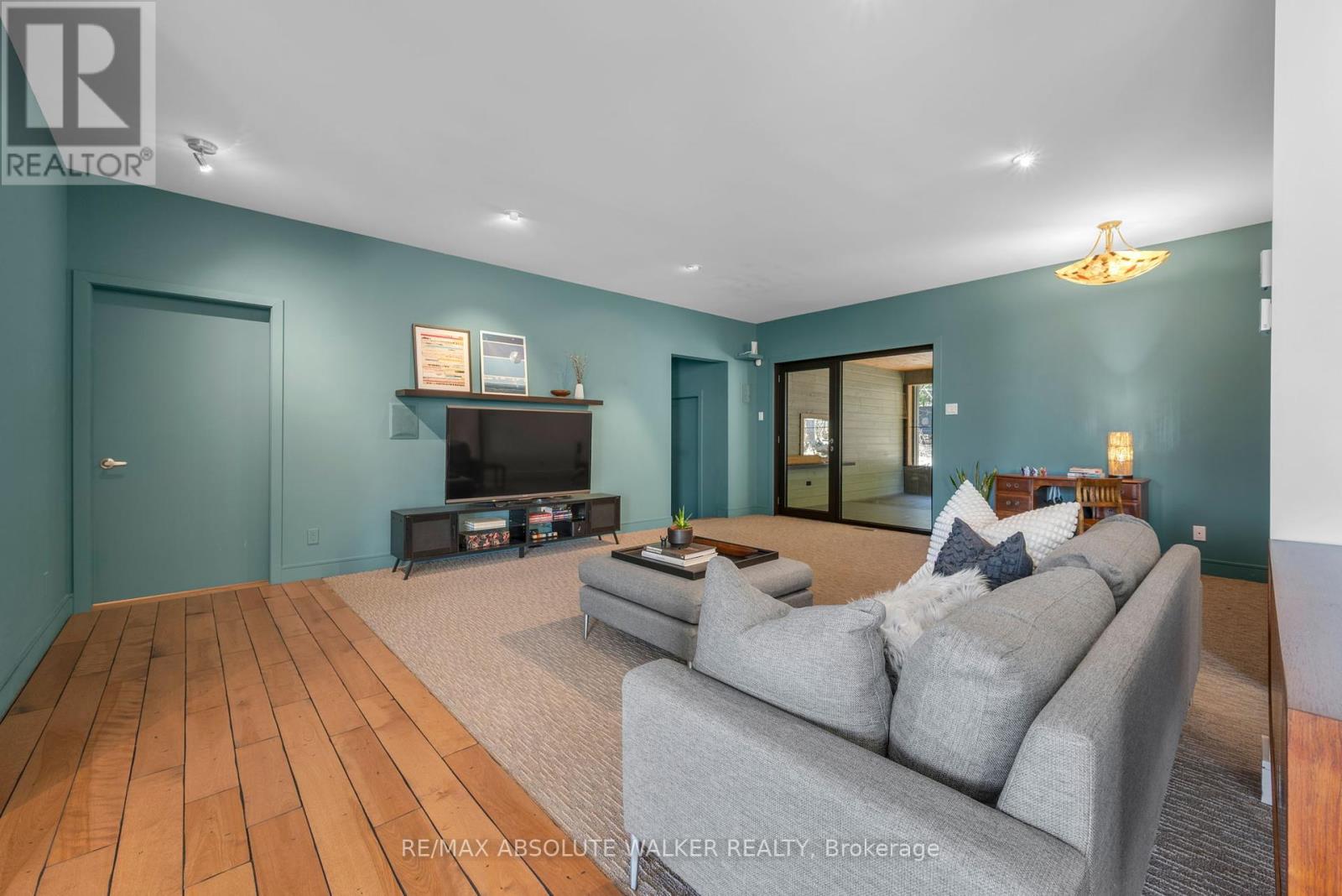 19421 Kenyon Concession 1 Road