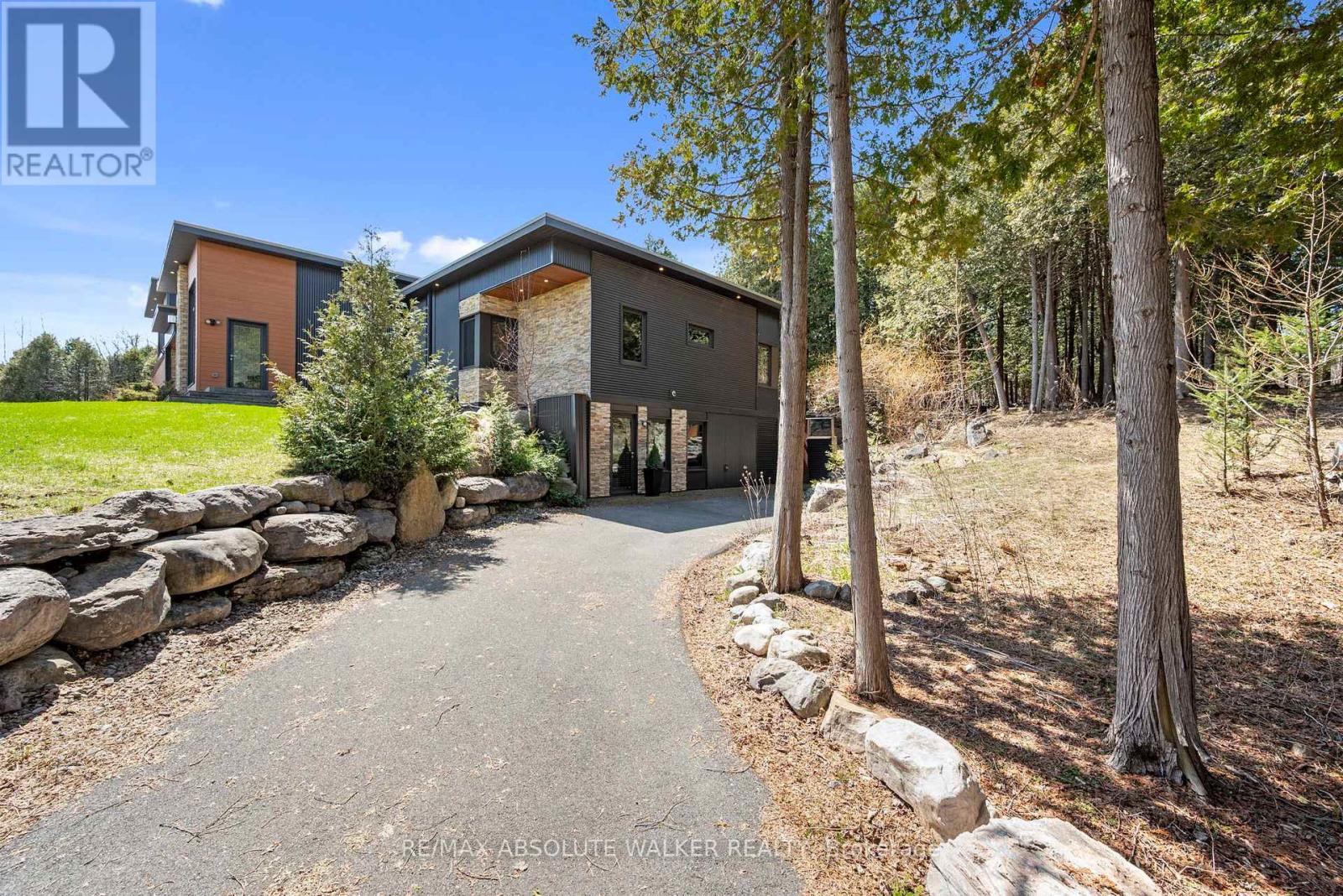 19421 Kenyon Concession 1 Road