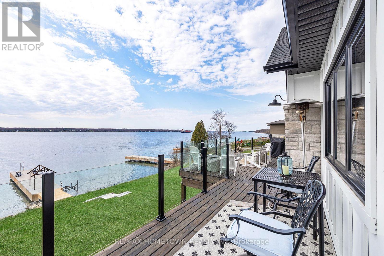 5 Shoreside Way