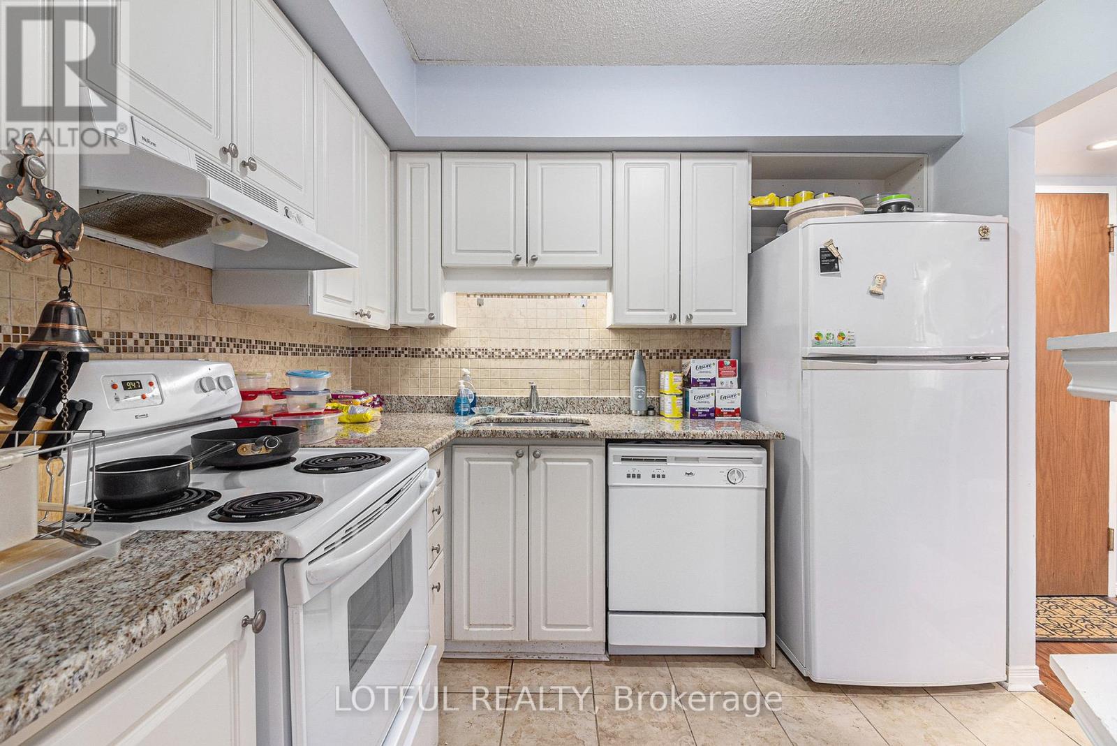1103 - 199 Kent Street